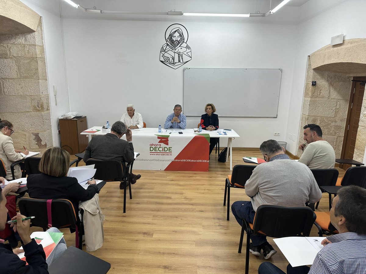 10 años de zamoranismo. 10 años de <a href="/ahoraDecide/">Ahora DECiDE</a> 
Siempre defendiendo nuestra #Zamora.