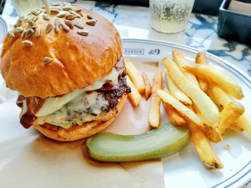 anko_pubgm's tweet photo. 今日オイラが食べたハッピーセットは美味しかった☺️💕 https://t.co/WKqebIqfyx