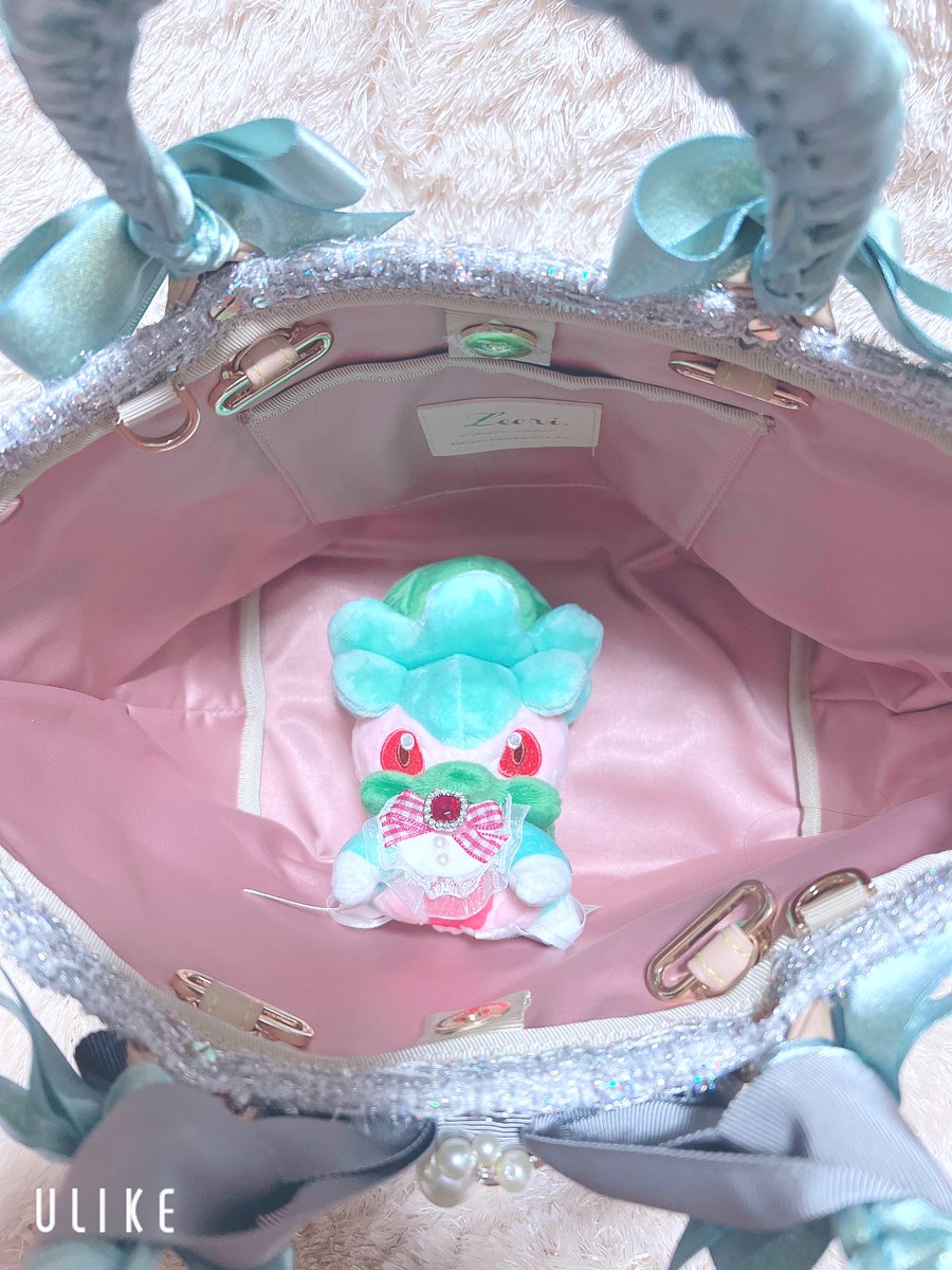 0725Izuna's tweet photo. ばぶすけの色にピッタリな組み合わせ໒꒱· ﾟ

Lecreative？さんで今日GETしてきた♡
バッグお気に入りです(ฅωฅ`)♥

 #lecreative 
 #レクリエイティブ 
 #ポケモンfit 
 #ポケモンfitのある暮らし 
 #ポケぬいファッション部 https://t.co/ihrxG5KPPV