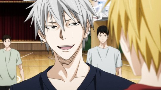 하이자키쨩 성장 갭이 너무나도 큼 중딩은 진짜 날라리 같지도 않은 애긴데