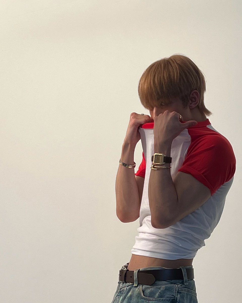 hyunjin pics tweet media