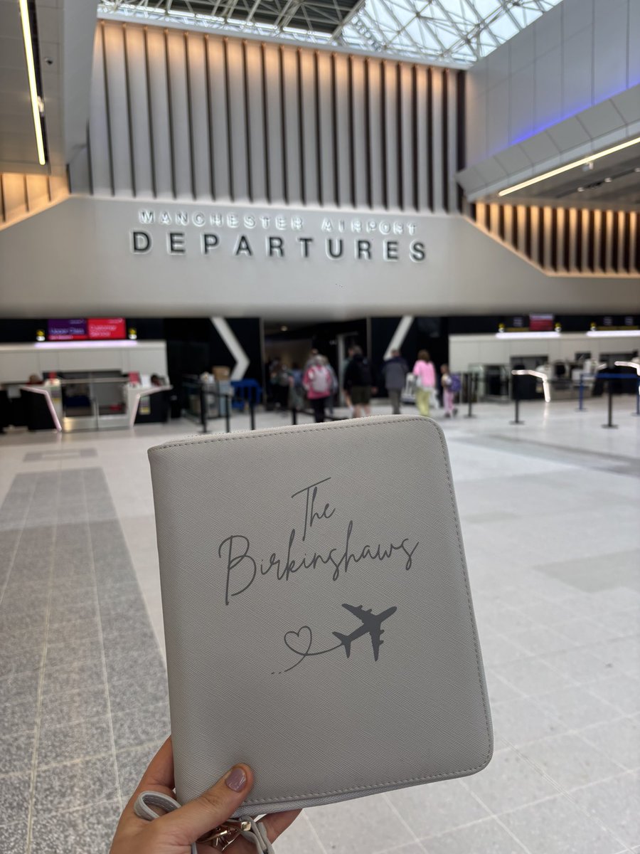 Hayley Birkinshaw tweet media