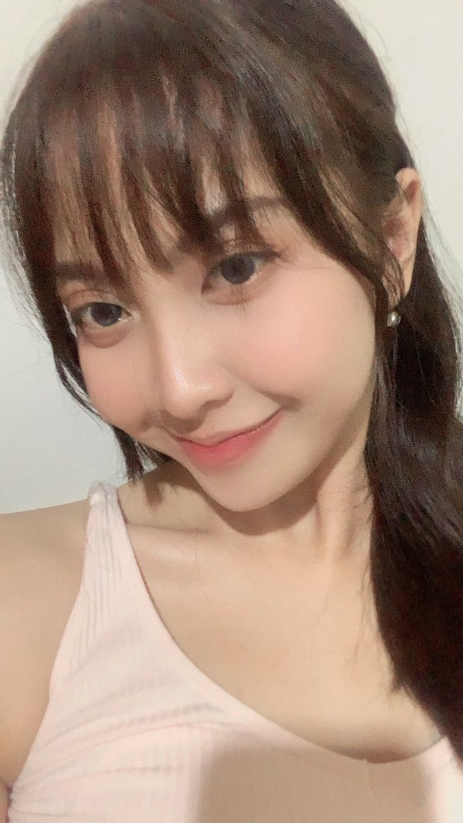 joourn's tweet image. smileey