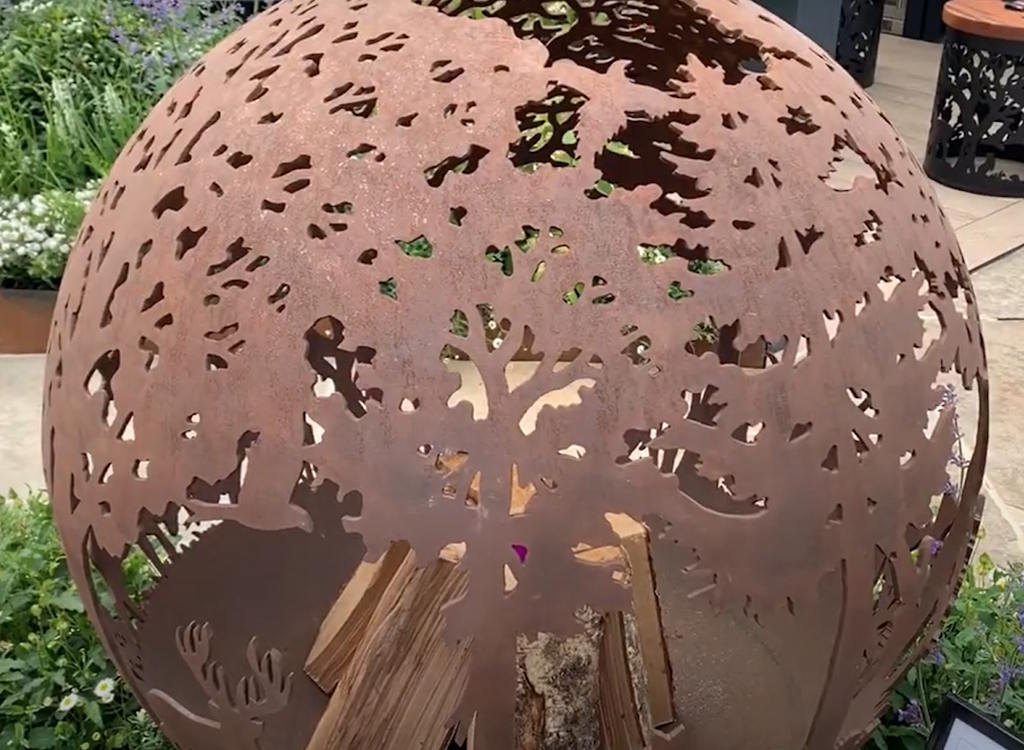 Firepit sales have been increasing since the pandemic.

Do you have a firepit in your garden? How has it changed the way you enjoy your garden? Post a comment below >>>

Watch Ken's interview with Jason André <a href="/FirepitCompany/">The Firepit Company</a>  online now 👉 bit.ly/43a5q2m

#GardeningX