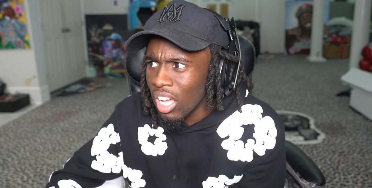 cf_py_67's tweet image. breaking: kai reaction pic is being used in multiple unrelated posts