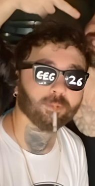 _RubinDark_'s tweet photo. @fuckinceg 6 klip zaten toplam tahmini 20 dakikadan fazla sürer. kliplerin yanında müzikal açıdan da bir başyapıt çıkarsa -ki çıkacağına eminiz- Türkçe rap tarihinin en başarılı ve vizyonlu işi olur bu albüm. https://t.co/Ow9YOf8eFz