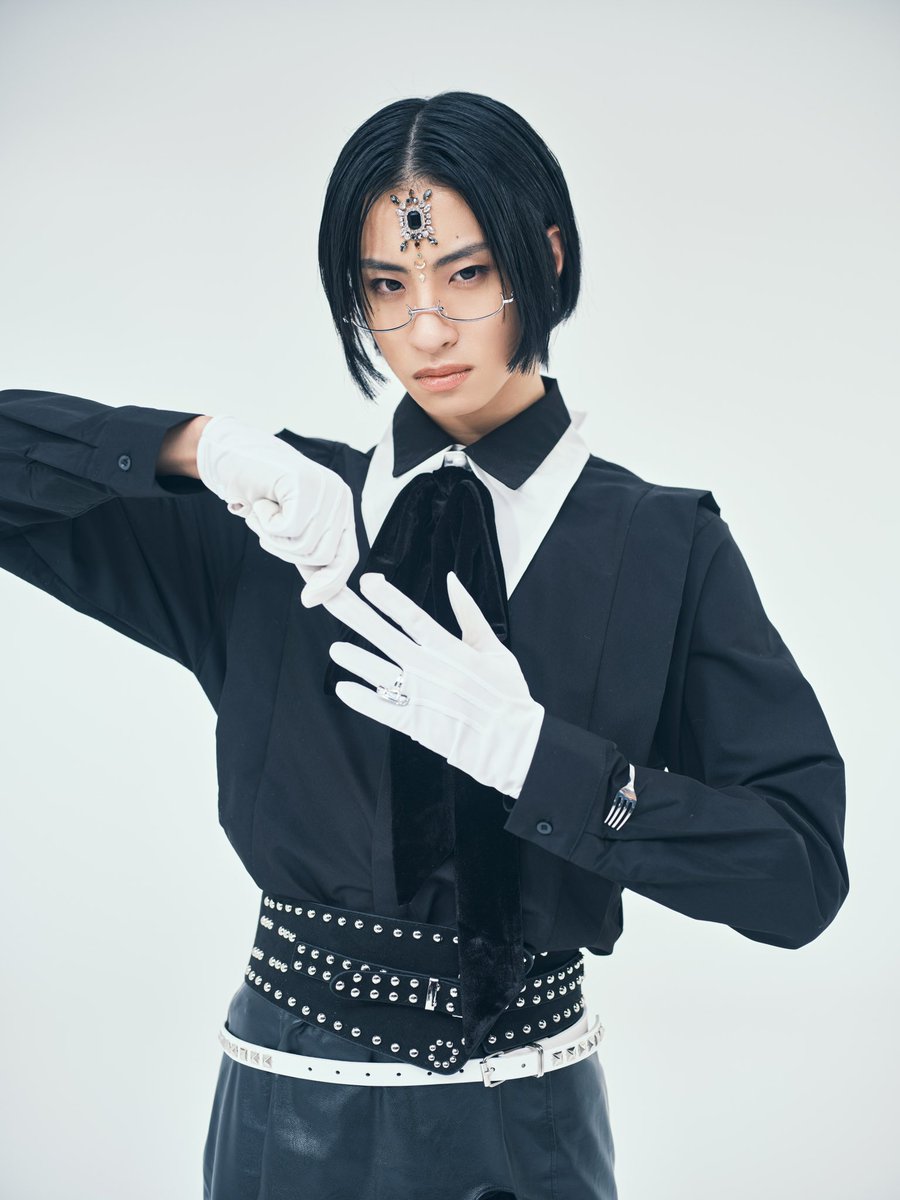 23:30- 『黒執事 -緑の魔女編-』 第8話「その執事、狂暴」 メンバー週