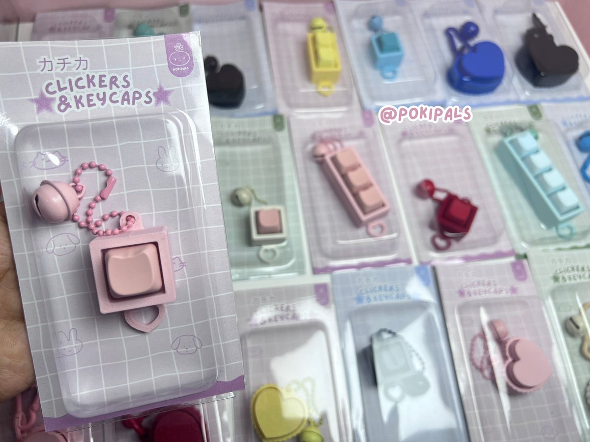 pokipals's tweet image. GAK SABAR!!! 😭😫 bisa custome huruf,angka, icon juga 😋 update catalog minggu depan 🥳 
#clickers #keycap