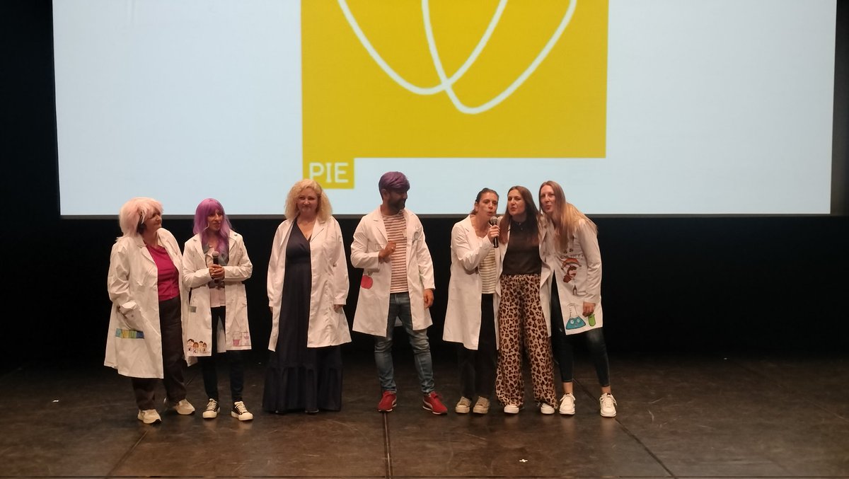 PIE CREATIVIDAD Y EMOCIÓN. En Salamanca no podemos tener centros más creativos y con gran emotividad. Gracias al CEIP Virgen Vega e IES Lucía de Medrano.<a href="/cfiesalamanca/">CFIE SALAMANCA</a>