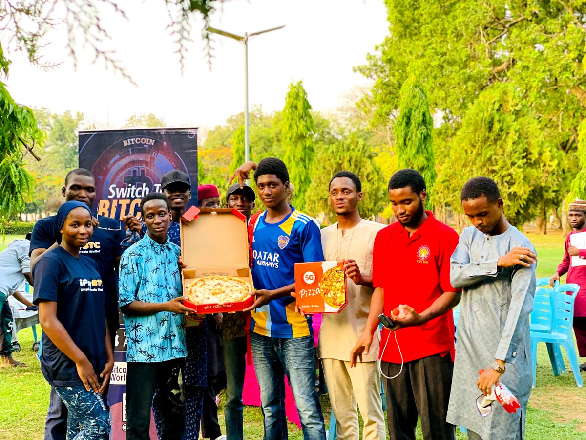 techproczar's tweet photo. We celebrated Bitcoin Pizza Day 2025 on May 22nd with slices, sats, and smiles! 🍕⚡Hosted by @techproczar as the @BitcoinOnCampus  Campus Lead powered by @ipayBTCapp , with amazing support from @YakiHonne @Abu_Devs . We also officially welcomed our new Campus Lead @Tokyo_Web3_0 https://t.co/Zpvs6za6mT