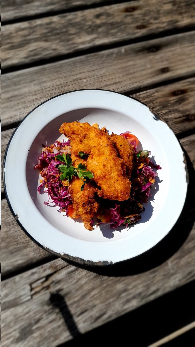 ChefRumbie's tweet image. Chicken Salad 
#salad 
#plating 
#personalchef 
#travelingchef #cheffie 
#vitiligochef #cooktok #scoffmaster #fyp #zimtiktok #zimtiktokers🇿🇼🇿🇼🇿🇼 #zimbabweanchef #mealplanning #catering #chefslife #chef #recipedeveloper #mealplanner #scoffbag #africanchef  #privatechef #chefrumbie