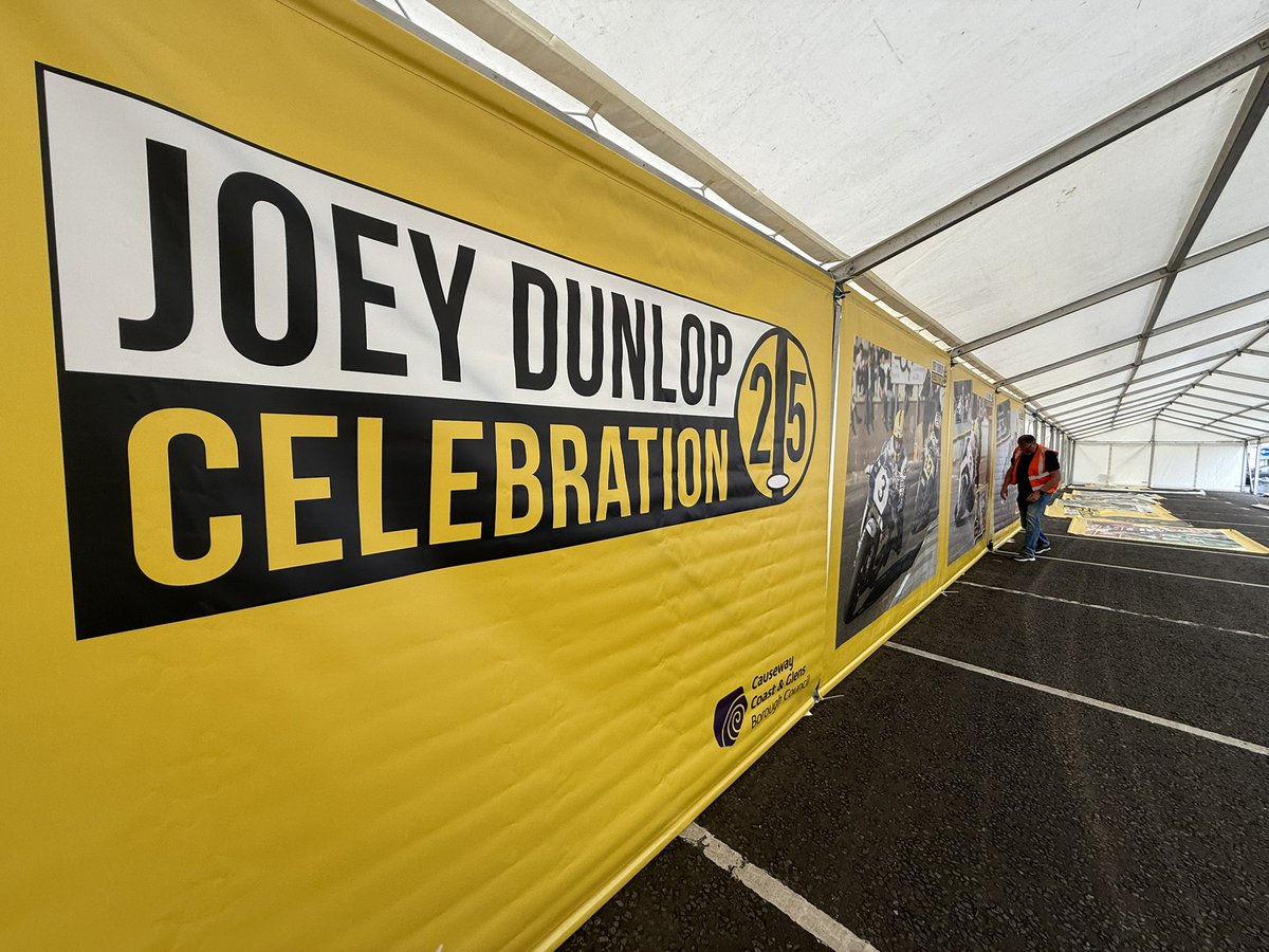 DoctorsGirl46's tweet photo. #JoeyDunlop #Joey25 #Ballymoney https://t.co/IcWCq2r9bE