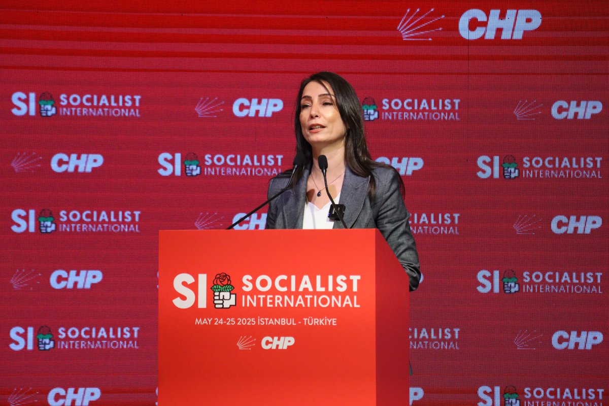DemPartyEnglish's tweet image. Co-Chair Tülay Hatimoğulları spoke at Socialist International Council Meeting in Istanbul: We can revive a 200-year legacy of solidarity against disaster capitalism, war, colonialism, fascism, and imperialism. As DEM Party, we propose a joint struggle for peace on a global scale.
