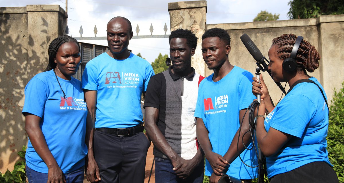 Great catching up with alumnus BennyMC #BenardMuwanguzi at #MediavisionAcademy! A TV graduate, he's now a top Christian comedian in Uganda. He's got a show on June 1, 2025, at Uganda Cultural Centre. We've got our tickets – call BennyMC for yours! #AlumniSuccess Call 0751556917.