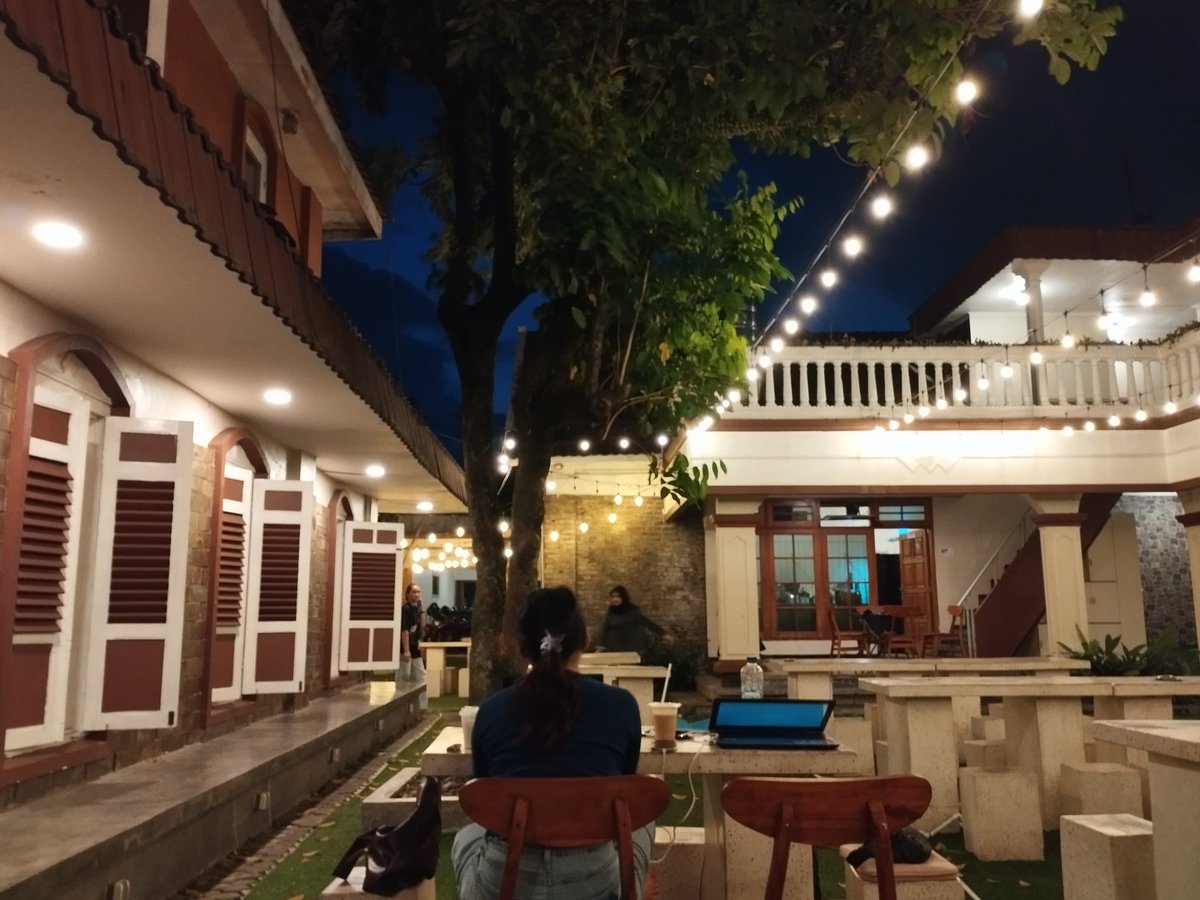 coldplayrice's tweet image. pondasi