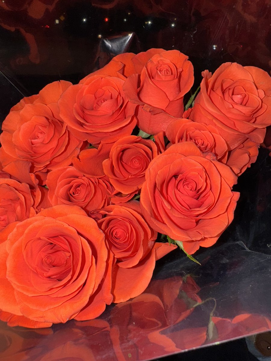 😮💨 tweet media