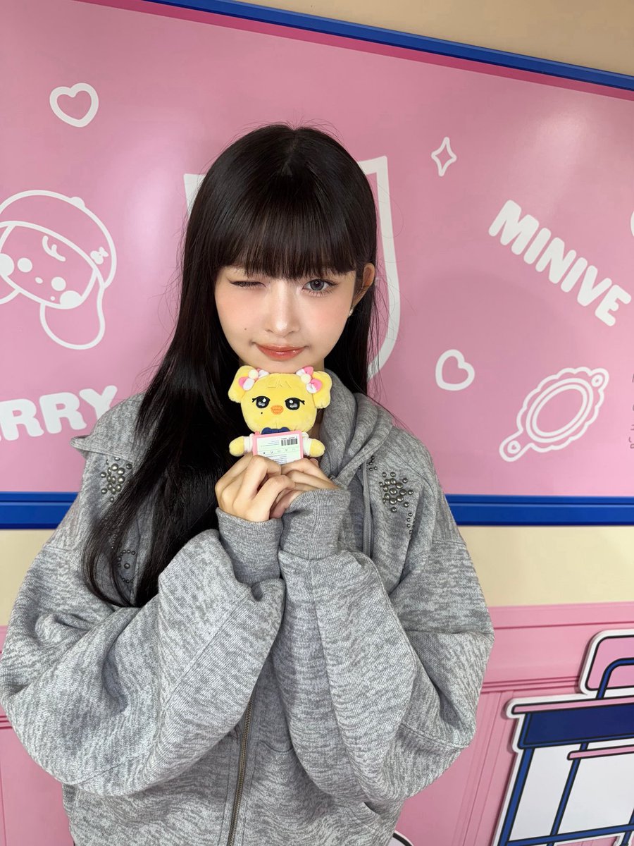 秋川, 𝗮𝗶𝗸𝗼. 𐙚 tweet media