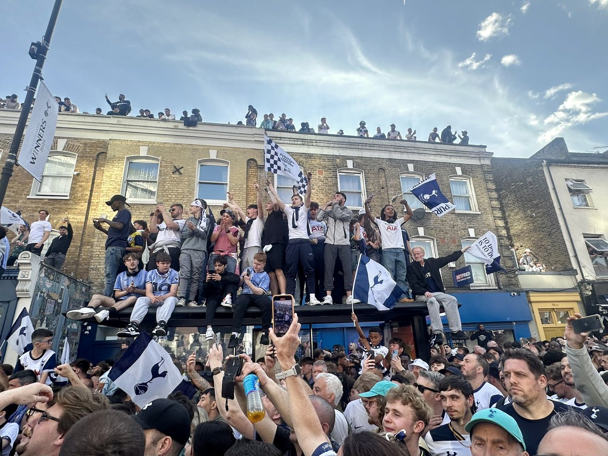 Turtle_81's tweet image. Memories for life 💙@SpursOfficial #COYS