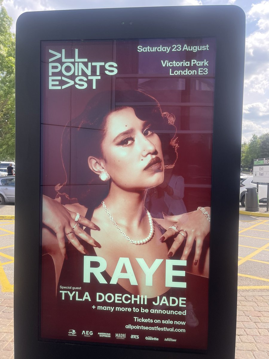 Poopsnoop (@poopsnoopeditor) on Twitter photo Raye doing it large against all the odds poopsnoop.com/Snoop/raye-doi… <a href="/raye/">RAYE</a> <a href="/polydorrecords/">Polydor Records</a> <a href="/SnooperE/">Edna Moss</a> #tyladoechiijade <a href="/allpointseastuk/">All Points East</a> Raye doing it large against all the odds poopsnoop.com/Snoop/raye-doi… <a href="/raye/">RAYE</a> <a href="/polydorrecords/">Polydor Records</a> <a href="/SnooperE/">Edna Moss</a> #tyladoechiijade <a href="/allpointseastuk/">All Points East</a>