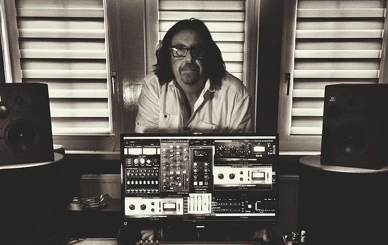 Paolo Tarsi :: I, Human (Malcolm Holmes Ambient Mix), feat. John Helliwell (saxophone) open.spotify.com/track/4NfZ0d0v…

#PaoloTarsi #MalcolmHolmes #OMD #OrchestralManoeuvresintheDark #JohnHelliwell #Supertramp #PinkFloyd <a href="/clubelectricity/">The Electricity Club</a>