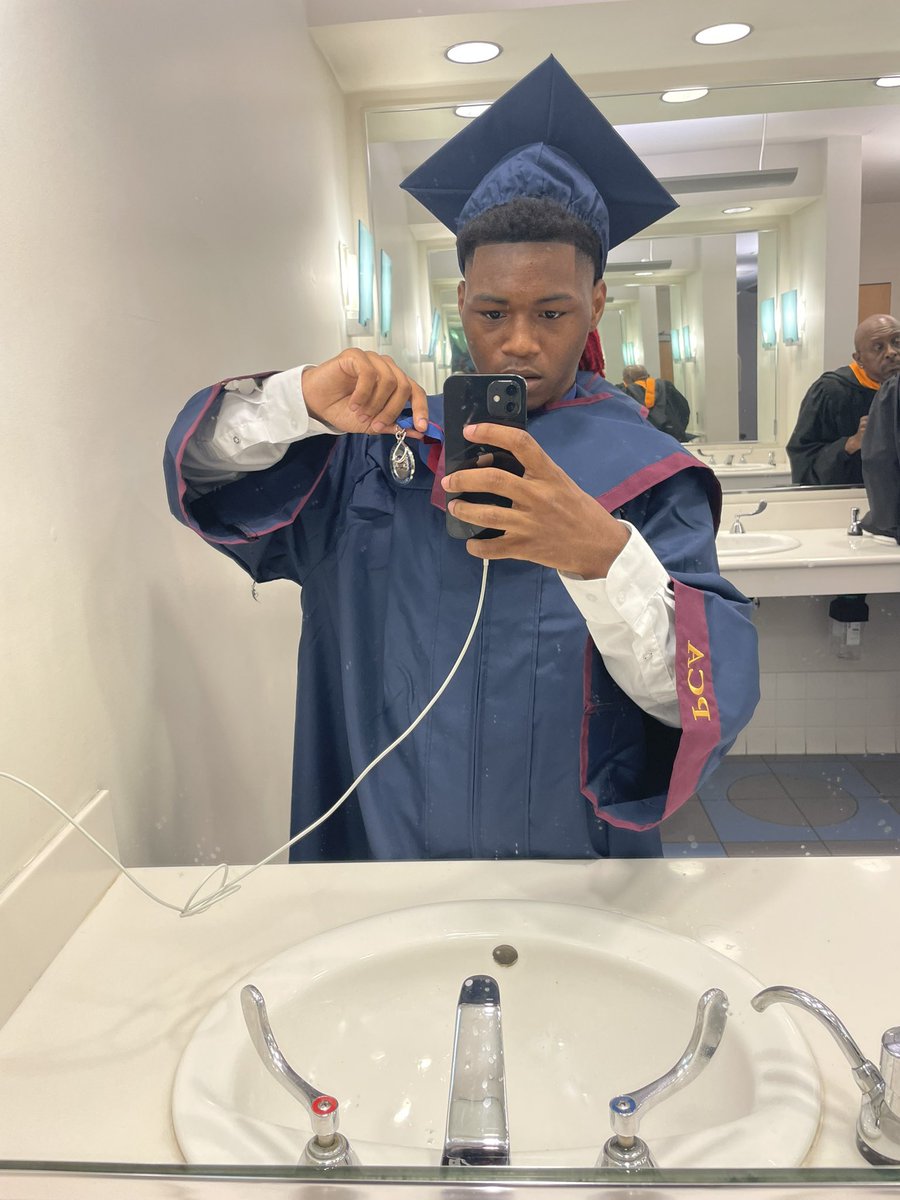 RealRisky300's tweet image. You Ain’t No Real One If You Ain’t Setting Da Example #Co25