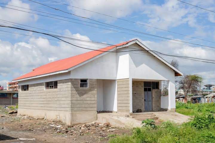 fredrick karanja ECG (@fredrickkaran13) on Twitter photo Embakasi West Mp <a href="/HonMarkMwenje/">Mark Muriithi Mwenje</a> he's Construction of Classrooms and 20 Door Ablution Block at The New Tena Estate Primary School. Here in Embakasi West our Mp he is like an institution that overworks for the benefit of his constituents. Embakasi West Mp <a href="/HonMarkMwenje/">Mark Muriithi Mwenje</a> he's Construction of Classrooms and 20 Door Ablution Block at The New Tena Estate Primary School. Here in Embakasi West our Mp he is like an institution that overworks for the benefit of his constituents.