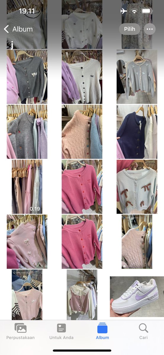 guys aku open jastip cardigan,kemeja dan rok rok lucuuu, bisa via orennn, ada yang mauu? atau mau tanya tanya dulu bolehh🥰🩷