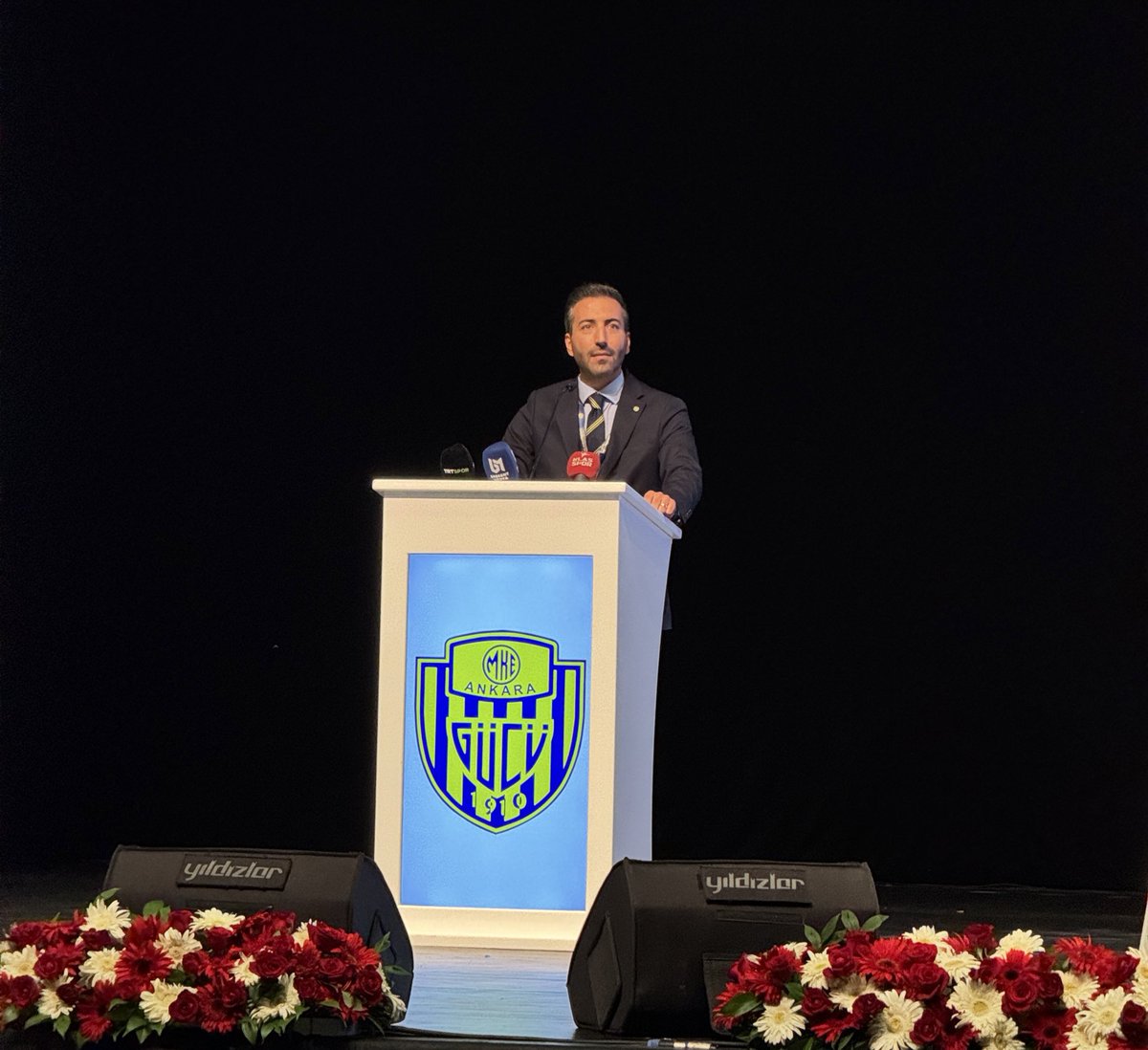 SON DAKİKA - Ankaragücü’nün yeni başkanı Bağımsız Ankaragüçlüler oluşumundan Gazi Ercüment Tekin oldu!