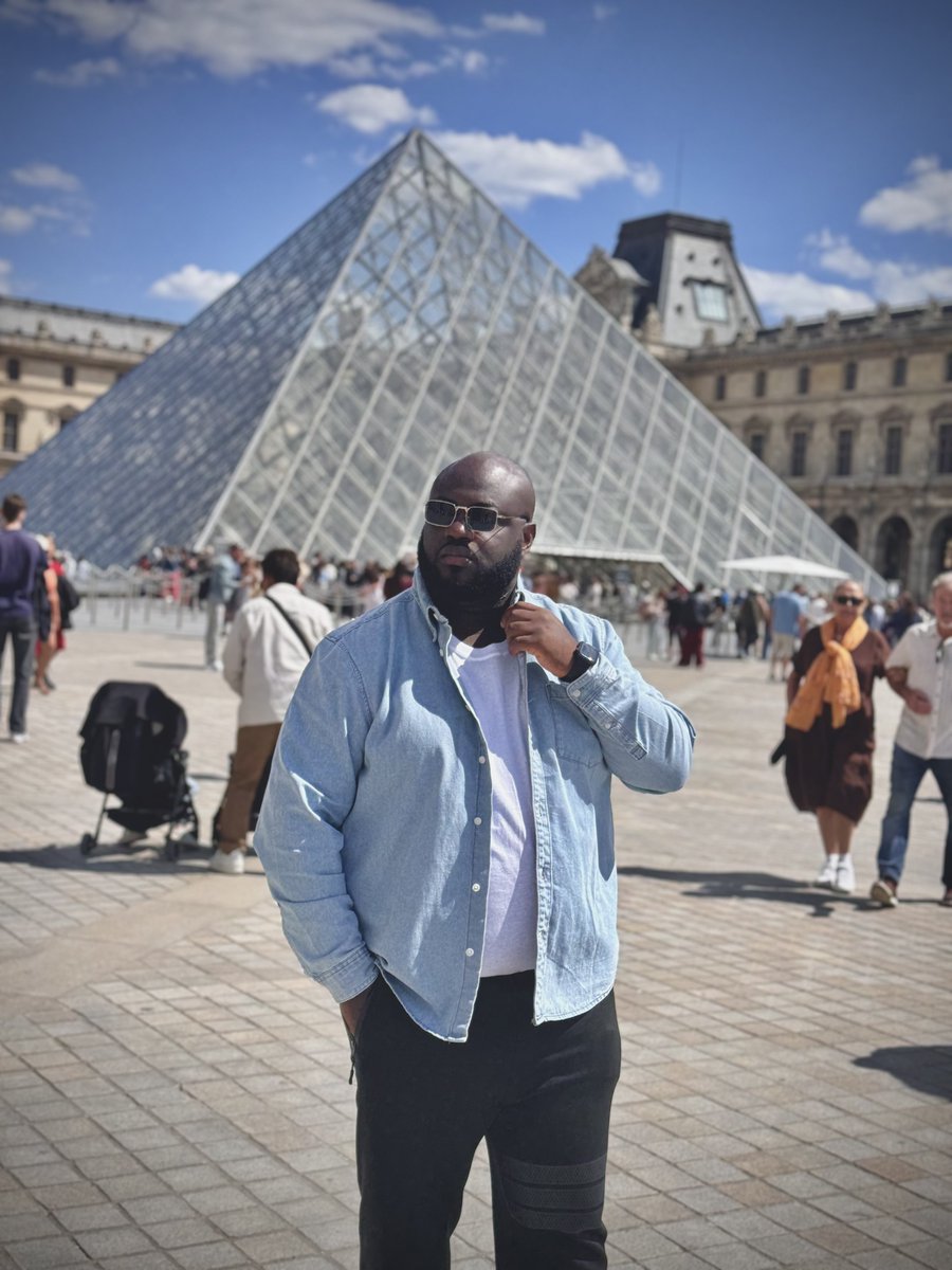 DJTOHBAHD's tweet photo. un chef-d'œuvre 🙂‍↔️

👑🎧 https://t.co/6pf09yJwUy