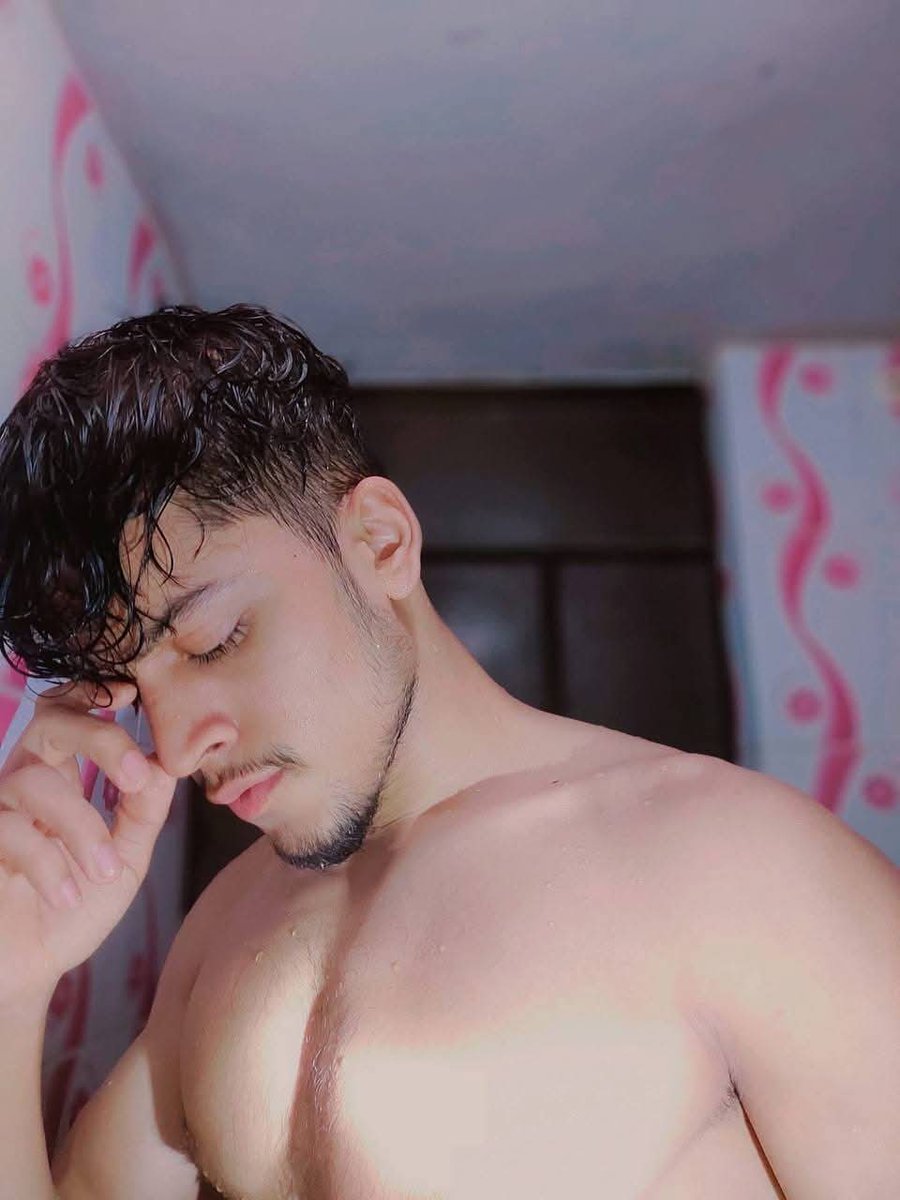hereTalhaKhan's tweet photo. Damm Fucking Hot 🥵 🔥 
Need a Bf like him ☺️
Chittagong Boy InJaam🤤
#Boys #gay #hot #chittagong #Bangladesh #WinterStyle. https://t.co/GZneAsKaxg