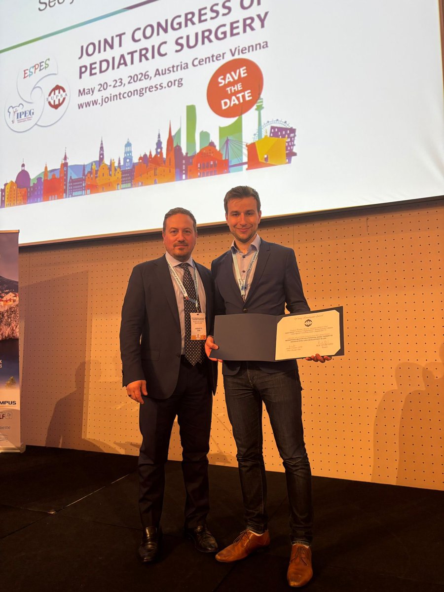 Augusto Zani (@augusto_zani) on Twitter photo Proud to see <a href="/FabianDoktor/">Fabian Doktor</a> receive the 2025 EUPSA Young Investigator Award for his work on the pathogenesis of pulmonary hypoplasia in #CDH! A true testament to the dedication of our entire <a href="/Zani_Lab/">Zani Lab</a> team! <a href="/WashUMedPedSurg/">WashU Medicine Division of Pediatric Surgery</a> <a href="/WashUSurgery/">WashU Medicine Department of Surgery</a> <a href="/SickKidsNews/">The Hospital for Sick Children (SickKids)</a> <a href="/CDHUK_CHARITY/">CDH UK</a> <a href="/cdhintl/">CDH International</a> Proud to see <a href="/FabianDoktor/">Fabian Doktor</a> receive the 2025 EUPSA Young Investigator Award for his work on the pathogenesis of pulmonary hypoplasia in #CDH! A true testament to the dedication of our entire <a href="/Zani_Lab/">Zani Lab</a> team! <a href="/WashUMedPedSurg/">WashU Medicine Division of Pediatric Surgery</a> <a href="/WashUSurgery/">WashU Medicine Department of Surgery</a> <a href="/SickKidsNews/">The Hospital for Sick Children (SickKids)</a> <a href="/CDHUK_CHARITY/">CDH UK</a> <a href="/cdhintl/">CDH International</a>