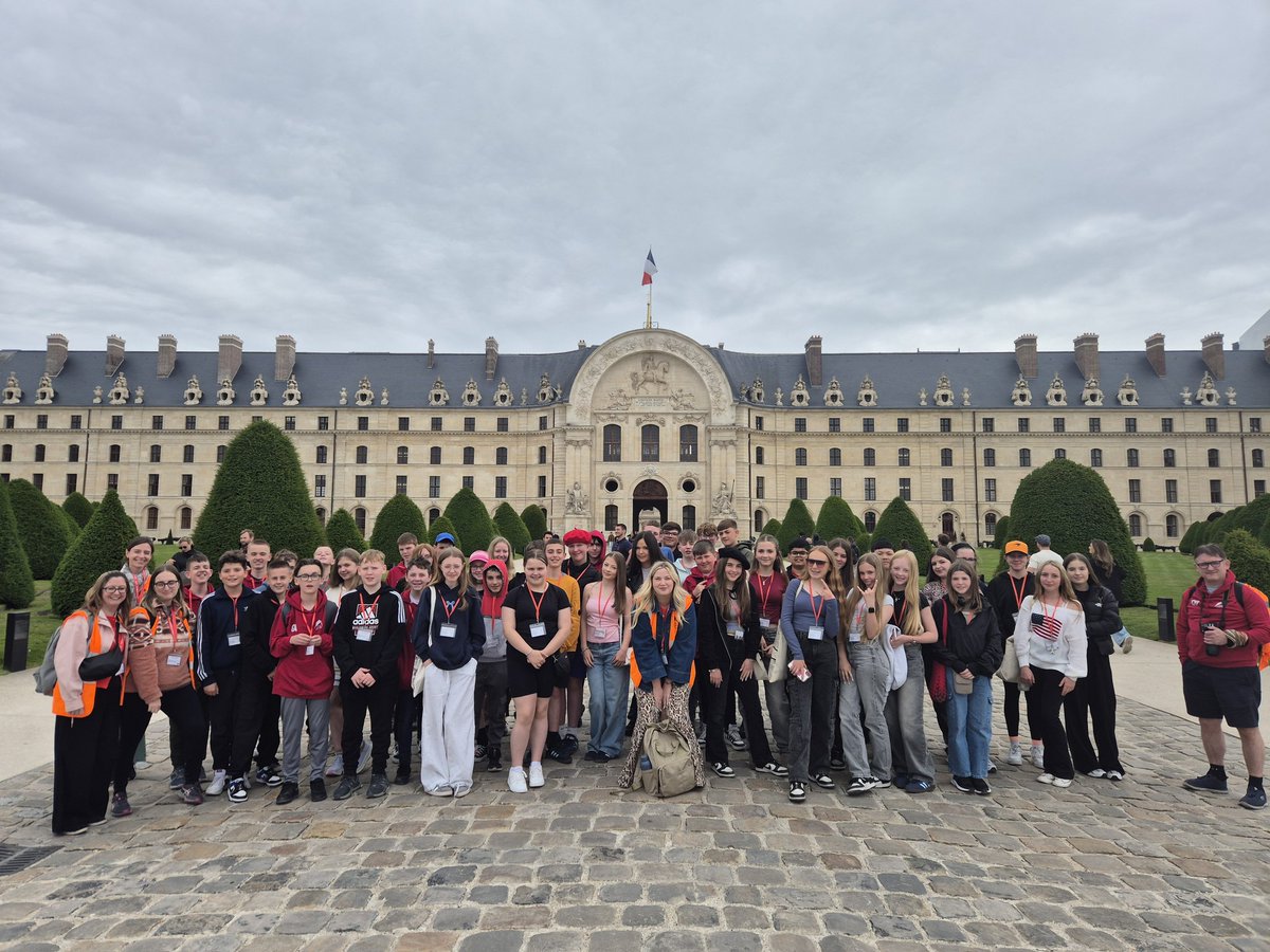 MFL@TASE (@tasemfl) on Twitter photo Time for Les Invalides and some history <a href="/Tase1Humanities/">Humanities @ TASE</a> Mrs Vallance is in her element! Time for Les Invalides and some history <a href="/Tase1Humanities/">Humanities @ TASE</a> Mrs Vallance is in her element!