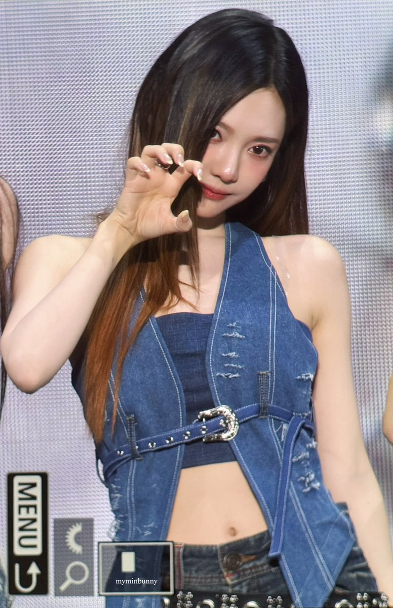 myminbunny's tweet photo. 250524 팬미팅

#aespa #에스파 
#NINGNING #닝닝 #宁宁 #ニンニン https://t.co/xRhvk4qi7x