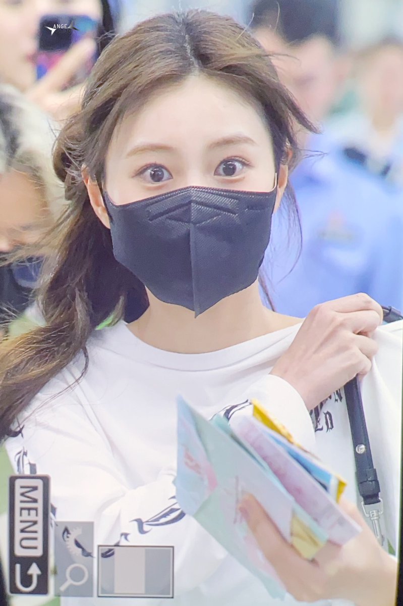 250524 SHA
💜💜💜💜💜

#KangHyeWon #강혜원 #HyeWon
#혜원 #ヘウォン #IZONEhyewon
#IZONE #아이즈원 #AngelDevil99705