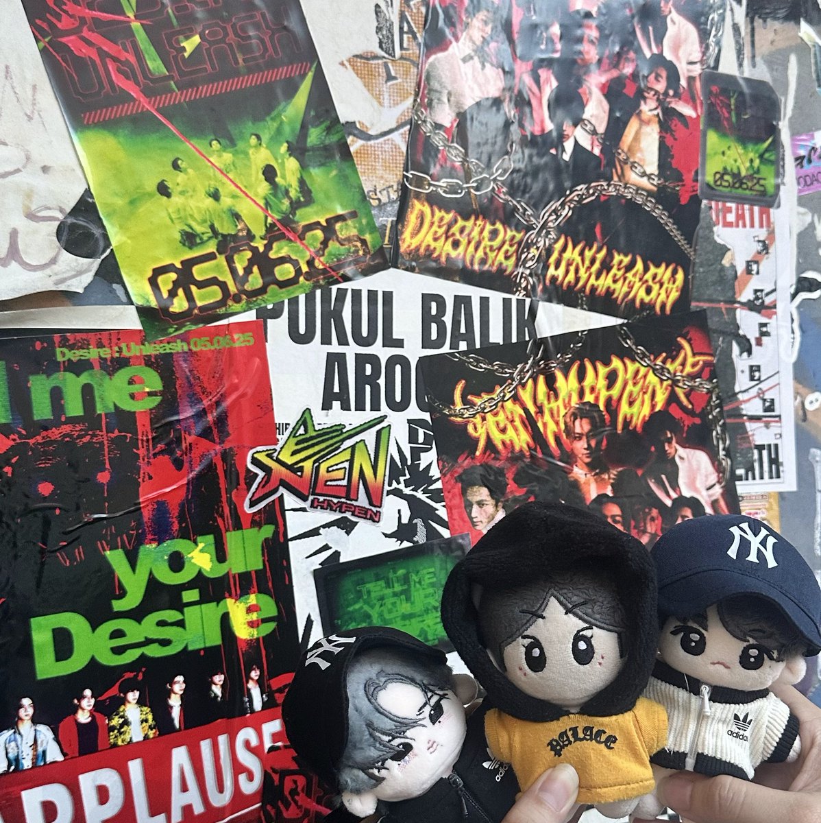 viennoiseriey's tweet photo. 🩸 𝕿𝖊𝖑𝖑 𝖒𝖊 𝖞𝖔𝖚𝖗 𝖉𝖊𝖘𝖎𝖗𝖊 ୧ ‧₊˚ 🦇⋅ ☆

#ENHYPEN #DESIRE_UNLEASH comeback support poster

Poster by @viennoiseriey &amp; @inkybelle

📍Around Blok M

Saw the poster? Tag us, ENGENE! https://t.co/kGAtTLzNV8