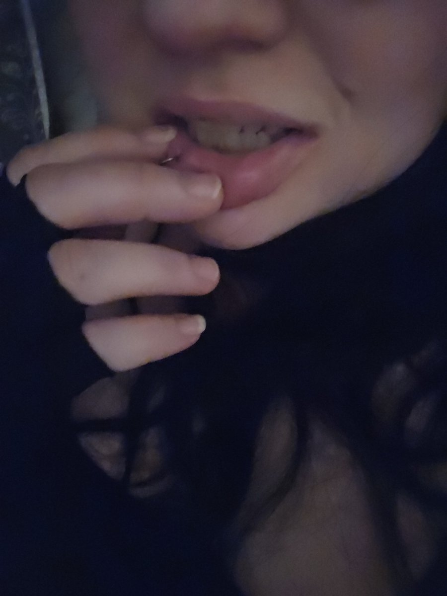 Disassimilate's tweet photo. Know what sounds tasty af this morning? Paypigs.
SEND ME A $1 TOWARD BREAKFAST.
🤣

https://t.co/eHLZIg2SLG

#RainySays #goth #gothic #alt #booktok https://t.co/yqSlOURONZ