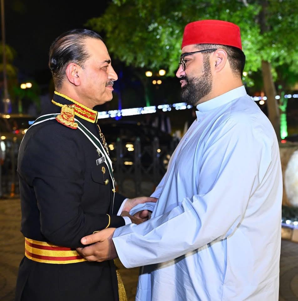 Faisal Zeb Khan (@faisalzebkhan2) on Twitter photo Mashar <a href="/AimalWali/">Aimal Wali Khan</a>❤️
ISPR
Rawalpindi, 24 May 2025:
A dinner was hosted by Field Marshal Syed Asim Munir, NI(M), Chief of Army Staff, to honour the political leadership, steadfast commitment of the Armed Forces, and the indomitable spirit of the people of Pakistan as demonstrated Mashar <a href="/AimalWali/">Aimal Wali Khan</a>❤️
ISPR
Rawalpindi, 24 May 2025:
A dinner was hosted by Field Marshal Syed Asim Munir, NI(M), Chief of Army Staff, to honour the political leadership, steadfast commitment of the Armed Forces, and the indomitable spirit of the people of Pakistan as demonstrated