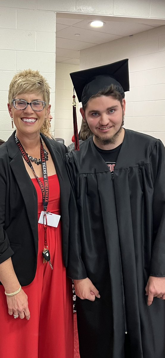 Dr. Kimberly Halley (@halleykimberly) on Twitter photo 🎓🎓Congratulations to the Class of 2025!! Beautiful ceremony last night for <a href="/CHSTigerPride/">Circleville HS</a> newest graduates
<a href="/CirclevilleCity/">Circleville City Schools</a> 🎓🎓Congratulations to the Class of 2025!! Beautiful ceremony last night for <a href="/CHSTigerPride/">Circleville HS</a> newest graduates
<a href="/CirclevilleCity/">Circleville City Schools</a>