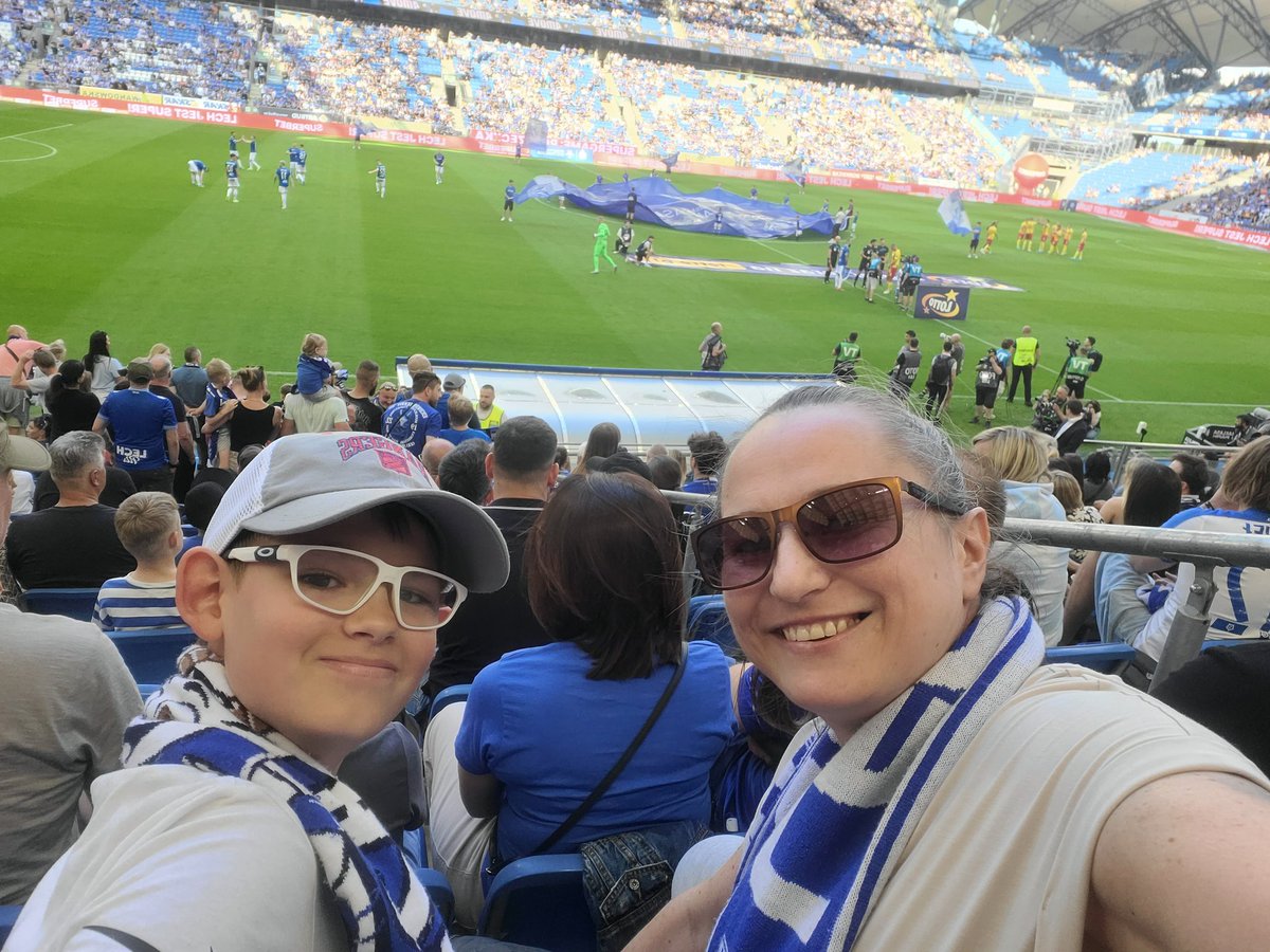 Lidia_Btc's tweet photo. @LechPoznan Chętnie kupię 2 bilety na dzisiejszy mecz. https://t.co/VrWacijAdd