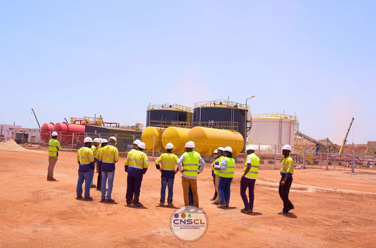 CmdsSenegal's tweet image. 🚧 Visite de suivi à #BOTOSA (Managem) à #Kédougou avec Dr Mor Bakhoum, ST-CNSCL.
✅ Infrastructures minières
✅ Échanges RH &amp;amp; sous-traitants
✅ Emploi local &amp;amp; transfert de compétences
🎯 Objectif : renforcer le contenu local au cœur du développement territorial.
#CMDS