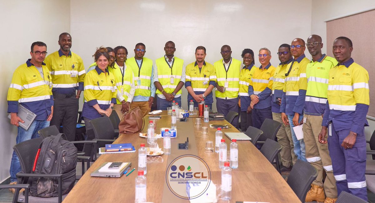 CmdsSenegal's tweet image. 🚧 Visite de suivi à #BOTOSA (Managem) à #Kédougou avec Dr Mor Bakhoum, ST-CNSCL.
✅ Infrastructures minières
✅ Échanges RH &amp;amp; sous-traitants
✅ Emploi local &amp;amp; transfert de compétences
🎯 Objectif : renforcer le contenu local au cœur du développement territorial.
#CMDS