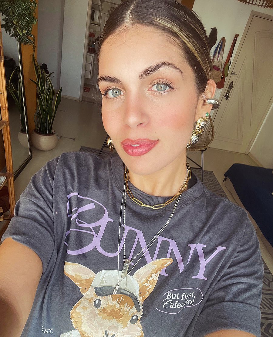 vocês sabem que eu ainda sou bonita?