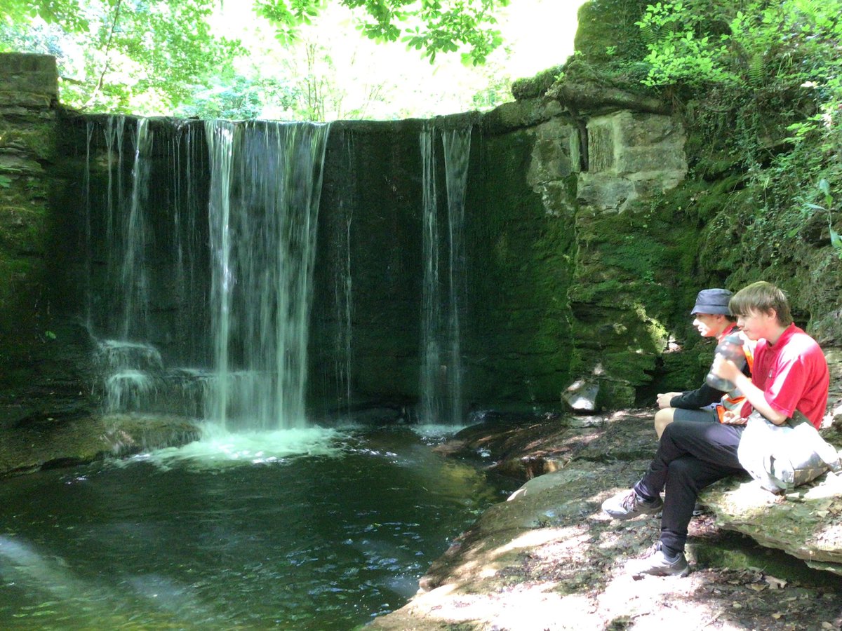 pe_stchris's tweet image. Many thanks to Mr Lloyd and Beaumaris class. Some photos of their amazing effort on the Clywedog trail. Over 100km @TerryFoxCanada @TerryFoxRunUK @Wendyhett
