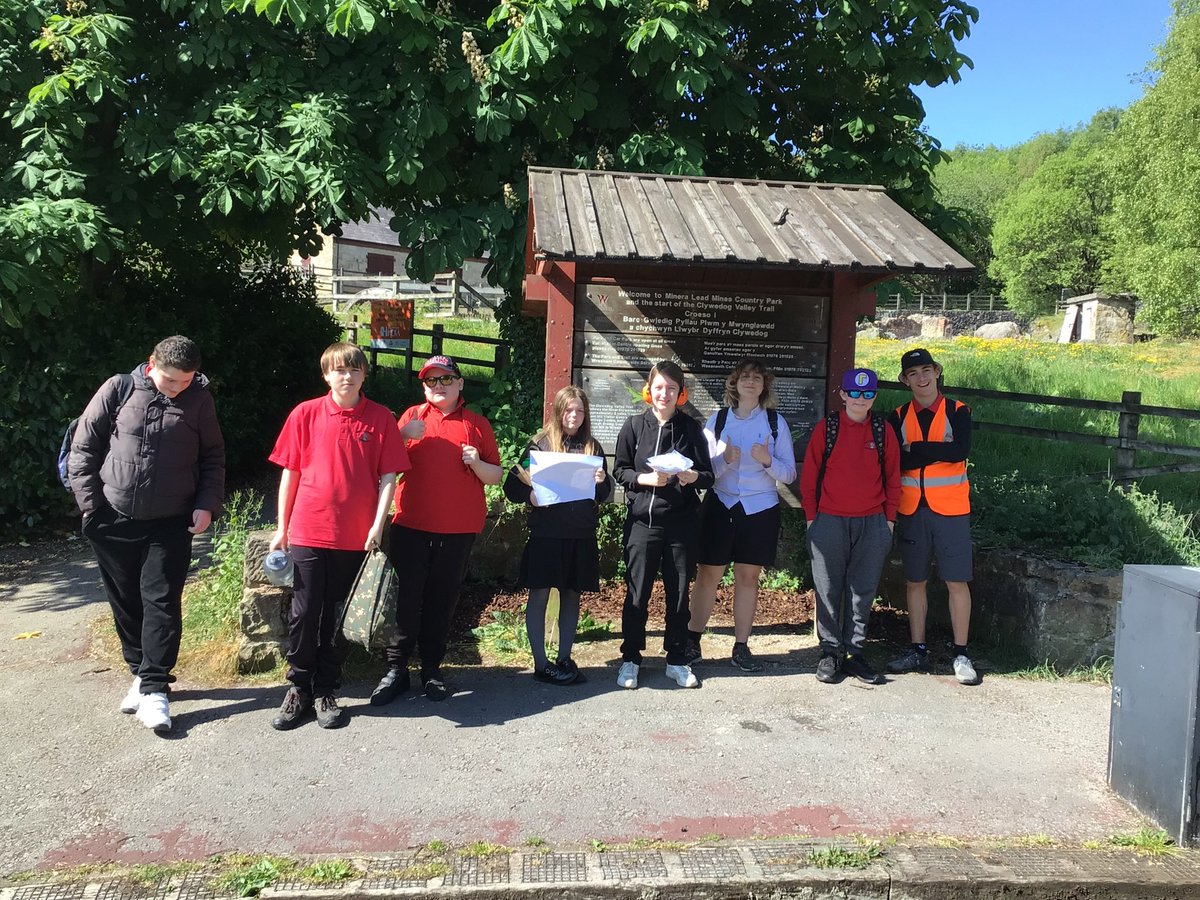 pe_stchris's tweet image. Many thanks to Mr Lloyd and Beaumaris class. Some photos of their amazing effort on the Clywedog trail. Over 100km @TerryFoxCanada @TerryFoxRunUK @Wendyhett