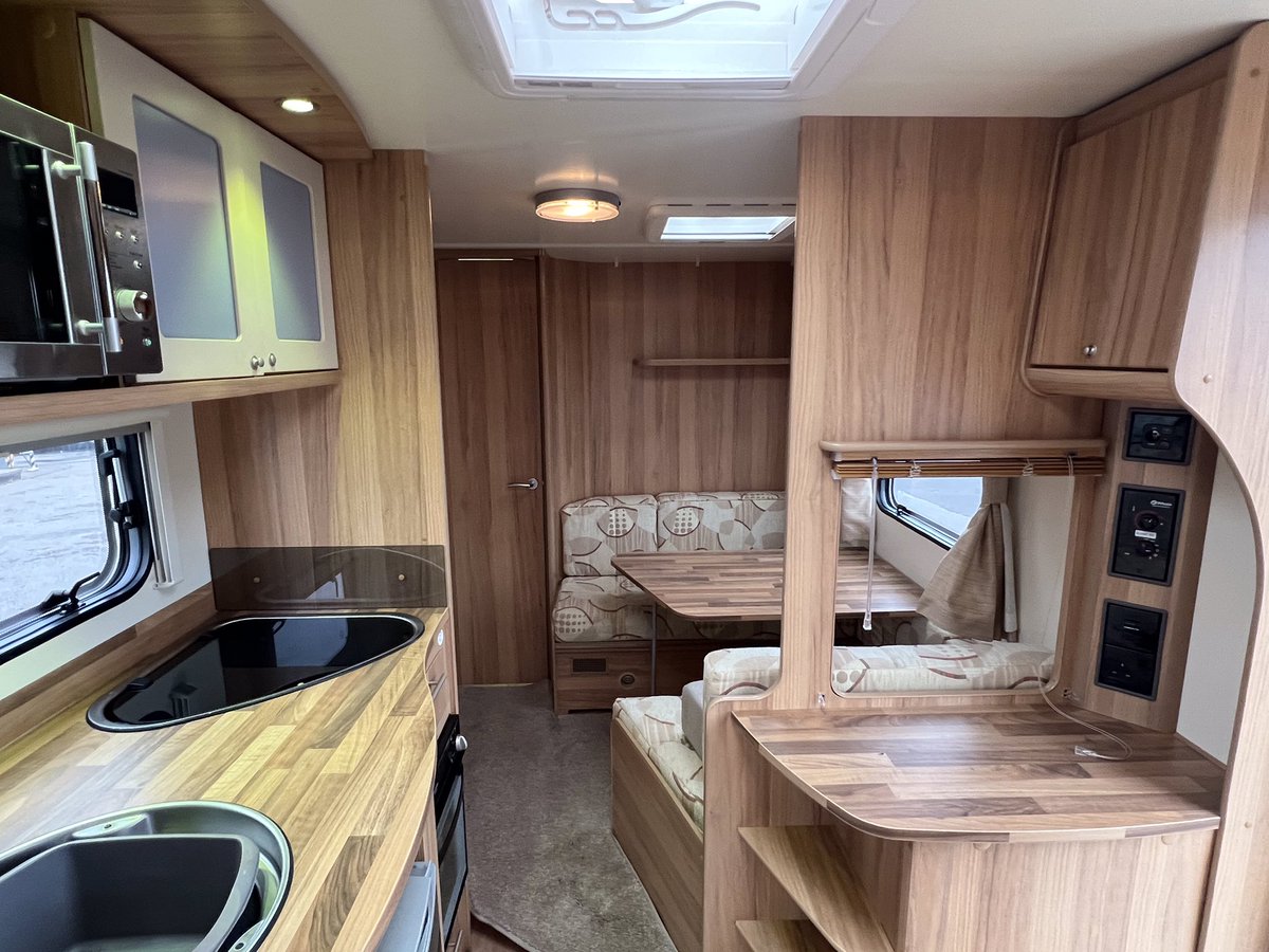 Bailey Orion 440-4 2013 4 berth twin dinette rear washroom for sale at N... youtu.be/z0-syYKXsqo?si… via <a href="/YouTube/">YouTube</a>  for sale 4 berth Bailey Orion.