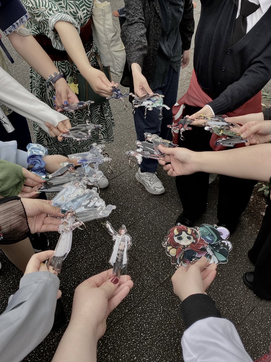みー @べニラ6/7.立川昼合格 tweet media