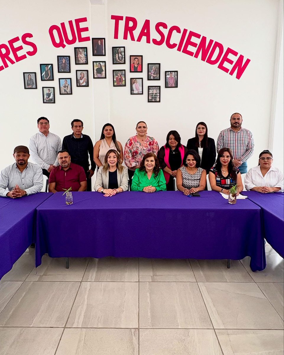 Con el firme compromiso de la gobernadora <a href="/TereJimenezE/">Tere Jiménez</a> , de seguir fortaleciendo las políticas públicas con perspectiva de género, este día se llevó a cabo la instalación de la Unidad de Igualdad de Género en el Municipio de San Francisco de los Romo.

#ElGiganteDeMéxico