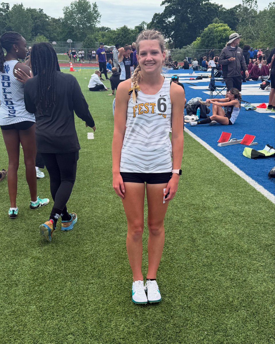 Lucy advances to state with a second place finish in the 1600m run 🐯
