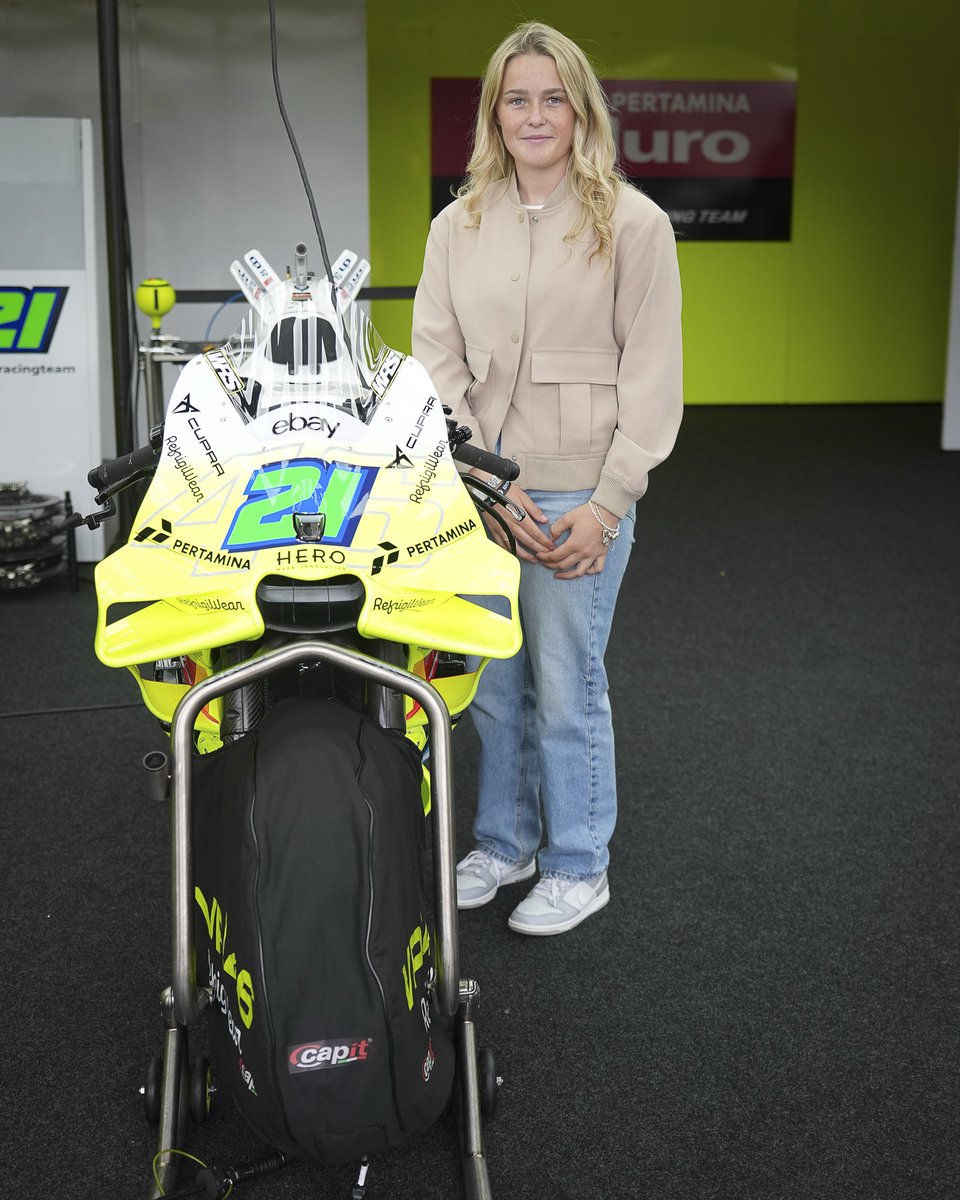WorldWCR (@world_wcr) on Twitter photo <a href="/chloejonesrac15/">Chloe Jones racing</a> soaking in the speed, spirit, and legendary vibes of the #BritishGP π¬π§
#WorldWCR #MotoGP <a href="/chloejonesrac15/">Chloe Jones racing</a> soaking in the speed, spirit, and legendary vibes of the #BritishGP π¬π§
#WorldWCR #MotoGP