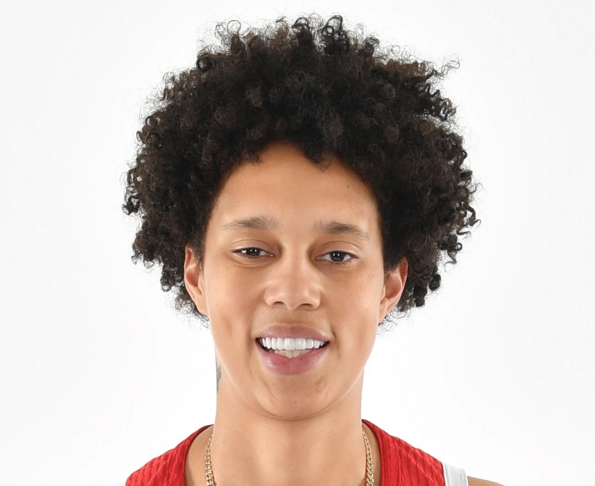 IanJaeger29's tweet image. Brittney Griner is definitely a dude.